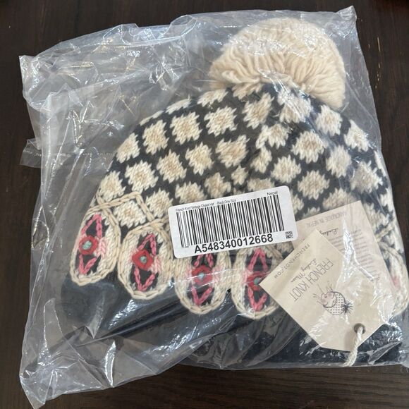 No longer available. NWT French Knot Beanie Wool Hat Anthropologie Pom Toppe - Picture 4 of 10